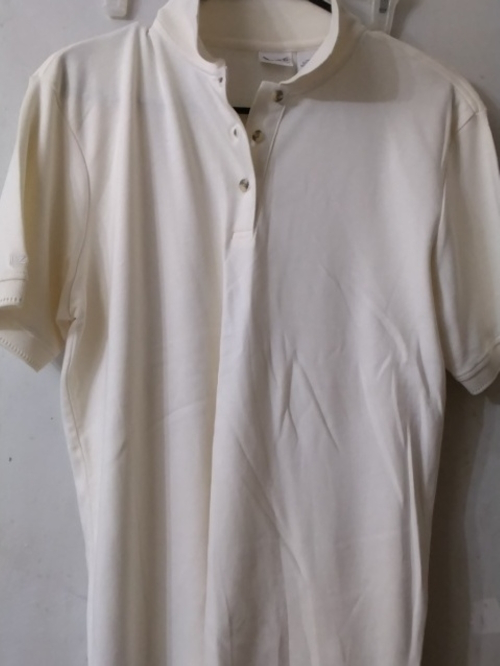 Izod Men's Cream Henley Polo Size Medium